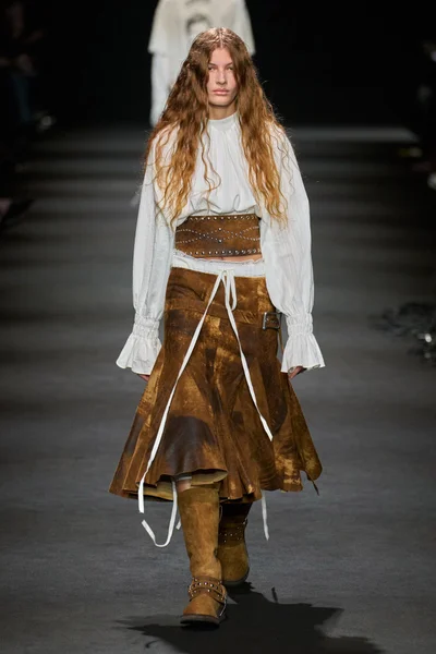 Look 20